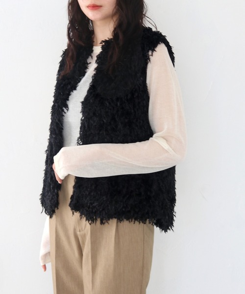 HER CLOSET(ハークローゼット)の「【vingtrois】フェザーフリンジベスト(ベスト・レディース・アイボリー/ブラック・M)」の13枚目の写真