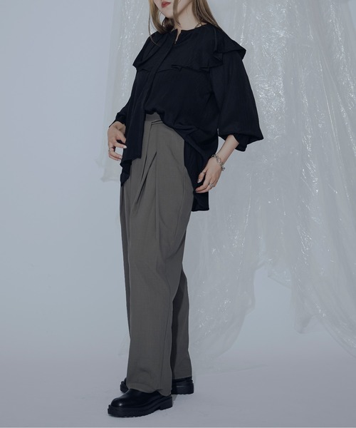 Ezick（エジック）の「BIGカラーヨウリュウプリーツブラウス（シャツ/ブラウス・レディース・ブラック/アイボリー/その他・FREE）」の12枚目の写真