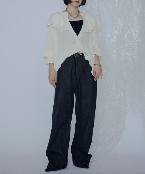 Ezick（エジック）の「BIGカラーヨウリュウプリーツブラウス（シャツ/ブラウス・レディース・ブラック/アイボリー/その他・FREE）」の7枚目の写真