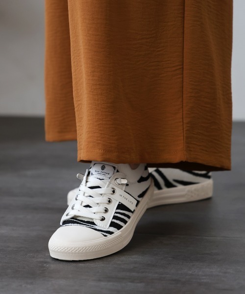 Bou Jeloud(ブージュルード)の「GEUINスニーカー(スニーカー・レディース・B/アイボリー/A・24.5/24)」の17枚目の写真