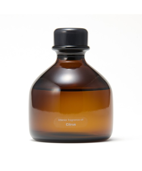 無印良品(ムジルシリョウヒン)の「インテリアフレグランスオイル シトラス 200mL(ルームフレグランス/お香・メンズ・その他・FREE)」の1枚目の写真