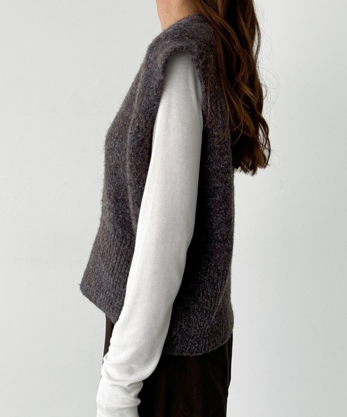 CANAL JEAN(キャナルジーン)の「El mar ウール混Vネックニットベスト(ベスト・レディース・ブラウン/ベージュ/ネイビー・ONE SIZE)」の14枚目の写真