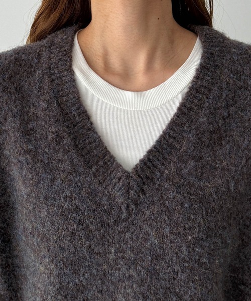 CANAL JEAN(キャナルジーン)の「El mar ウール混Vネックニットベスト(ベスト・レディース・ブラウン/ベージュ/ネイビー・ONE SIZE)」の16枚目の写真