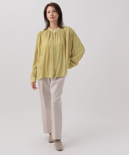 Elura（エルーラ）の「つや着映えブラウス/140935（シャツ/ブラウス・レディース・ライトブルー/ライトイエロー/ネイビー/ホワイト・LARGE/MEDIUM）」の14枚目の写真