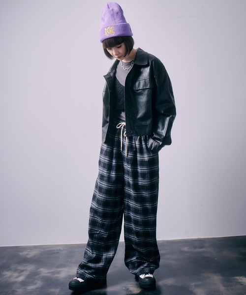 SEN TOKYO(セントーキョー)の「パワーメッシュシアーラメ混カットソー(Tシャツ/カットソー・レディース・チャコールグレー/ブラック・FREE)」の12枚目の写真