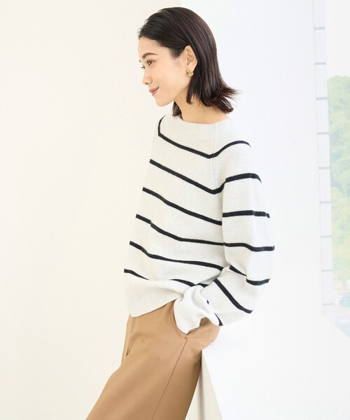 UNFILO(アンフィーロ)の「カシミヤブレンド オフネックニット(ニット/セーター・レディース・アイボリー系/ネイビー系/ライトグレー系1/ライトグレー系/ベージュ系/オレンジ系/スカイブルー系/ブラック系1・SMALL/MEDIUM)」の20枚目の写真