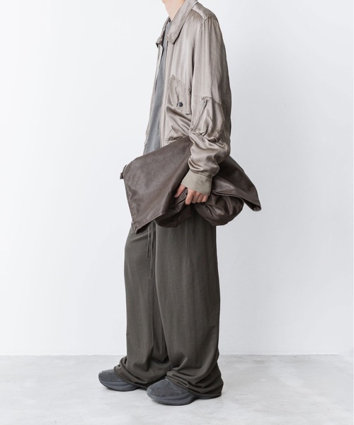 VEIN （ヴェイン）の「RY ピグメント プリントサテン フライトジャケット / RY PIGMENT PRINT SATIN FLIGHT JACKET（ミリタリージャケット・メンズ・カーキ系/ブラック・1/2/3）」の21枚目の写真