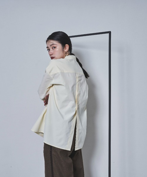 tarin arin(タリンアリン)の「【150㎝前後の小柄さんサイズ】パフスリーブビッグスリットシャツ(シャツ/ブラウス・レディース・チャコールグレー/ホワイト/サックスブルー・S/M)」の14枚目の写真