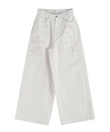 CALNAMUR（カルナムール）の「3D FLOWER STRAIGHT DENIM PT/3Dフラワーストレートデニムパンツ（デニムパンツ）」