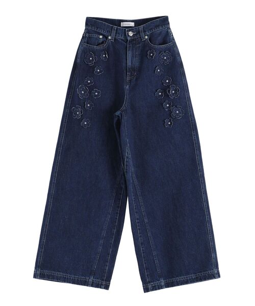 CALNAMUR（カルナムール）の「3D FLOWER STRAIGHT DENIM PT/3Dフラワーストレートデニムパンツ（デニムパンツ・レディース・インディゴブルー/ホワイト/ライトブルー・SMALL/MEDIUM）」の3枚目の写真