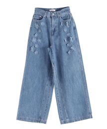 CALNAMUR（カルナムール）の「3D FLOWER STRAIGHT DENIM PT/3Dフラワーストレートデニムパンツ（デニムパンツ・レディース）」