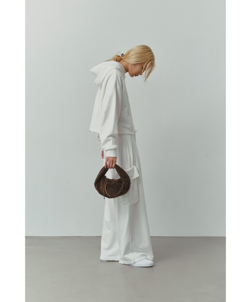 ALEXIA STAM(アリシアスタン)の「Fur Round Hand Bag /ラウンドファーバッグ(ハンドバッグ・レディース・ブルー/レッド/ブラウン/アイボリー・FREE)」の14枚目の写真