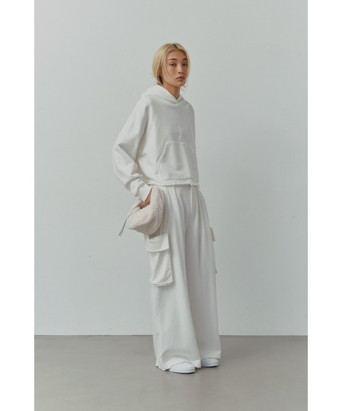 ALEXIA STAM(アリシアスタン)の「Fur Round Hand Bag /ラウンドファーバッグ(ハンドバッグ・レディース・ブルー/レッド/ブラウン/アイボリー・FREE)」の6枚目の写真