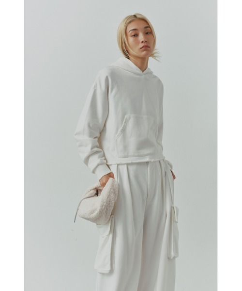 ALEXIA STAM(アリシアスタン)の「Fur Round Hand Bag /ラウンドファーバッグ(ハンドバッグ・レディース・ブルー/レッド/ブラウン/アイボリー・FREE)」の8枚目の写真