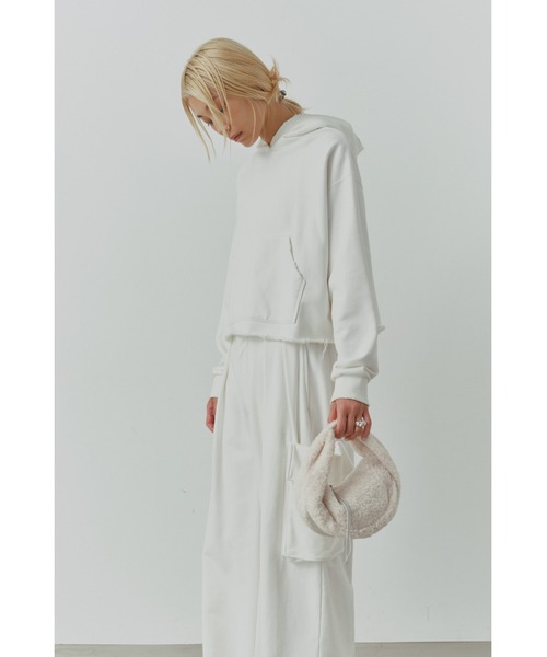 ALEXIA STAM(アリシアスタン)の「Fur Round Hand Bag /ラウンドファーバッグ(ハンドバッグ・レディース・ブルー/レッド/ブラウン/アイボリー・FREE)」の10枚目の写真