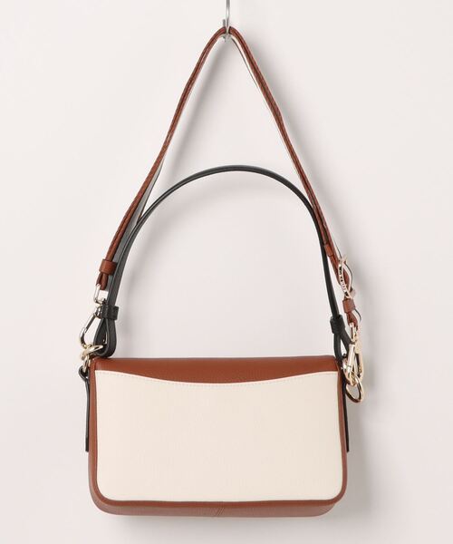 COLE HAAN（コールハーン）の「ミニショルダーバッグ womens（ショルダーバッグ・レディース・ブラック・OSFA）」の2枚目の写真