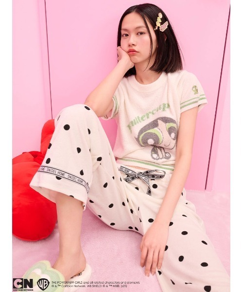 アディダス グッチ トレフォイル プリント バレッタ ヘアクリップ 702940 アディダス グッチ トレフォイル プリント バレッタ ヘア