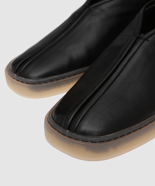 国内発送【LEMAIRE】ルメール◇リノリウムパイピングスニーカー LINOLEUM PIPED SNEAKERS(スニーカー)|LEMAIRE(ルメール)の