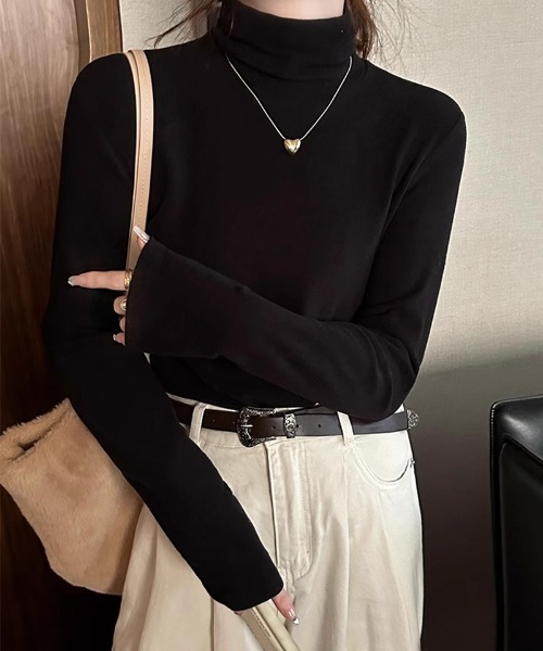 COCOMOMO（ココモモ）の「タートルネック ふわふわカットソー 長袖トップス（Tシャツ/カットソー・レディース・ブラック/ワイン/グレー/ライトブラウン/ベージュ/ホワイト/ダークブラウン/ネイビー・FREE）」の13枚目の写真