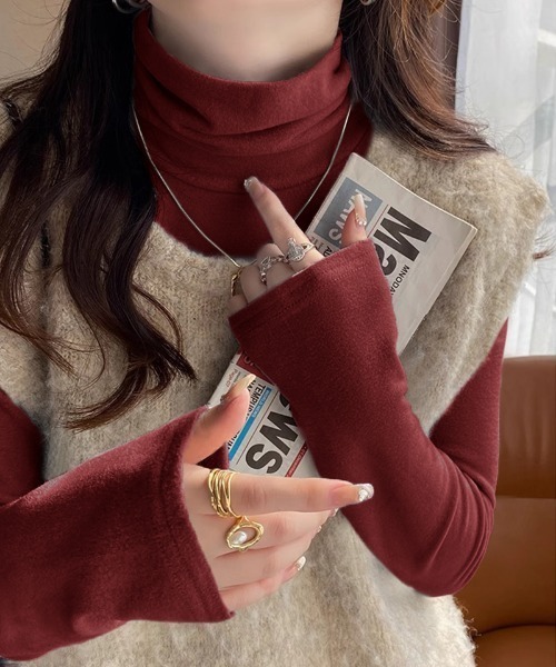 COCOMOMO（ココモモ）の「タートルネック ふわふわカットソー 長袖トップス（Tシャツ/カットソー・レディース・ブラック/ワイン/グレー/ライトブラウン/ベージュ/ホワイト/ダークブラウン/ネイビー・FREE）」の9枚目の写真