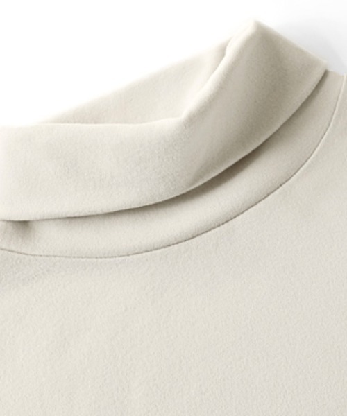 COCOMOMO（ココモモ）の「タートルネック ふわふわカットソー 長袖トップス（Tシャツ/カットソー・レディース・ブラック/ワイン/グレー/ライトブラウン/ベージュ/ホワイト/ダークブラウン/ネイビー・FREE）」の22枚目の写真
