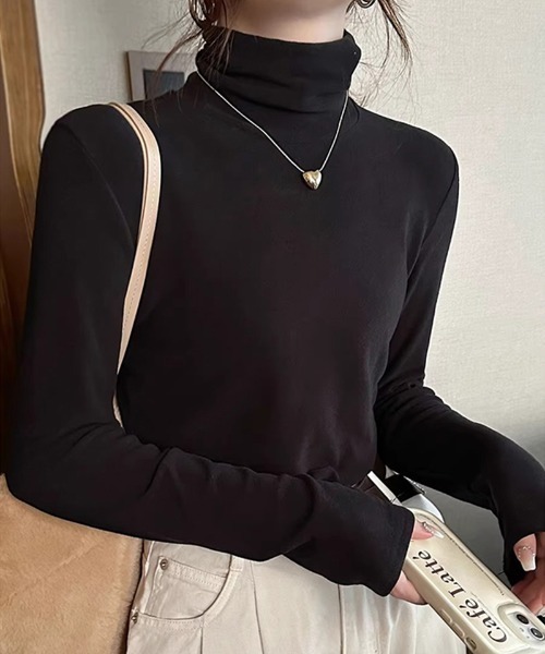 COCOMOMO（ココモモ）の「タートルネック ふわふわカットソー 長袖トップス（Tシャツ/カットソー・レディース・ブラック/ワイン/グレー/ライトブラウン/ベージュ/ホワイト/ダークブラウン/ネイビー・FREE）」の15枚目の写真