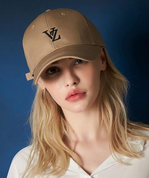 【 VARZAR / バザール 】- 3D Monogram Logo Over Fit Ball Cap / 3D モノグラム ロゴ オーバー フィット ボール キャップ（キャップ）｜SBG（エスビー） 5,478円