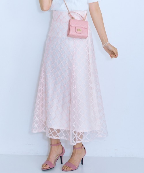 marun(マルン)の「<大きいサイズ>レースチェックフレアスカート marun(スカート・レディース・ピンク/ブラック/オフホワイト・5L/4L/3L/LL/L)」の12枚目の写真