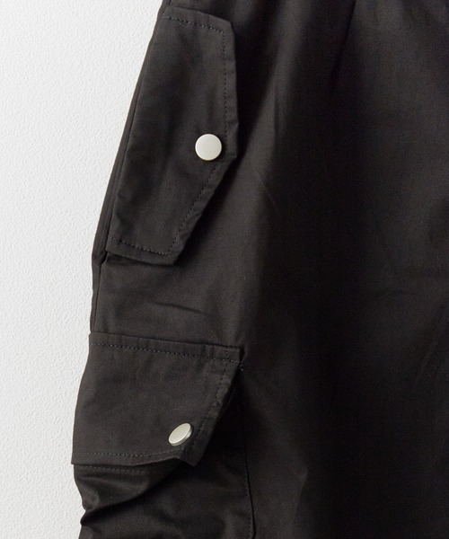 Chick(チック)の「Knee Tuck Cargo Skirt / ニータックカーゴスカート 夏物 夏服(スカート・レディース・グレー/ブラック/ナチュラル・FREE)」の8枚目の写真