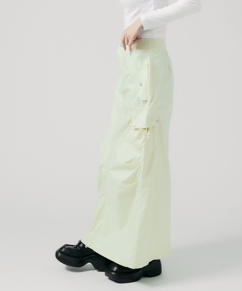 Chick(チック)の「Knee Tuck Cargo Skirt / ニータックカーゴスカート 夏物 夏服(スカート・レディース・グレー/ブラック/ナチュラル・FREE)」の14枚目の写真