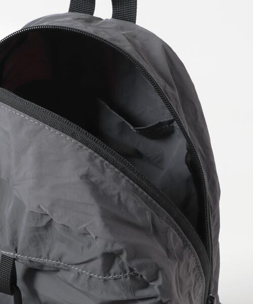 EKAL(エカル)の「EASY DAYPACK(バックパック/リュック・レディース・アイボリー/ブラック/チャコールグレー・ONE)」の21枚目の写真