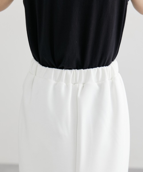 nissen（ニッセン）の「ダンボールニットタイトスカート（スカート・レディース・アイボリー/ブラック・M）」の16枚目の写真