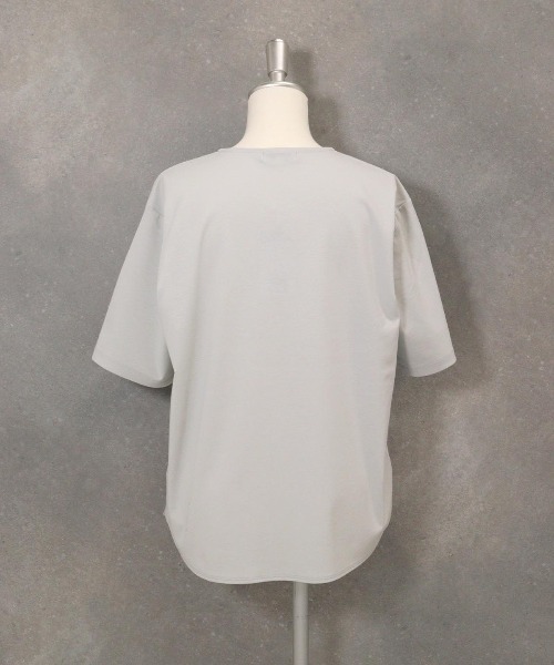 STUDIO PICONE(スタジオピッコーネ)の「ラウンドヘムプルオーバー(Tシャツ/カットソー・レディース・ホワイト/ライトグレー/ネイビー・LL/L/M)」の13枚目の写真