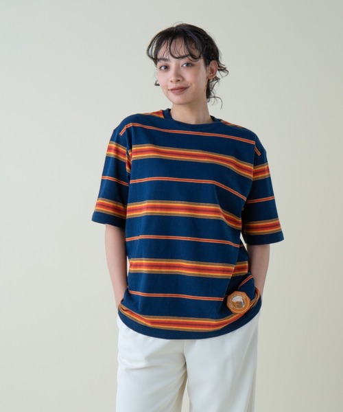 PENDLETON（ペンドルトン）の「ナシュナルパークボーダーティ（UNISEX)（Tシャツ/カットソー・メンズ・エンジ/キャメル/グリーン/ブルー系その他2/グレー系その他/グレー系その他2・MEDIUM/LARGE/X-LARGE/SMALL）」の4枚目の写真