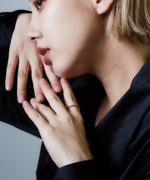 AKEL（アケル）の「【AKEL】アケル/ 2mm極細チェーンリング/金属アレルギー対応（サージカルステンレス）（リング・レディース・ゴールド/シルバー・#9/#11/#13）」の7枚目の写真