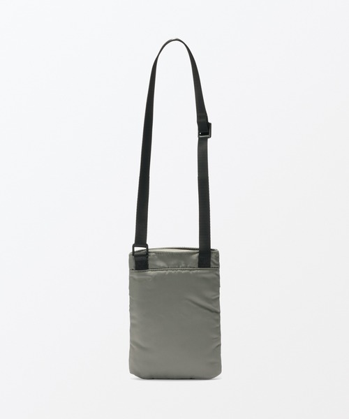 MUJI Labo(ムジラボ)の「〔MUJI Labo〕ナイロンミニショルダーバッグ(ショルダーバッグ・メンズ・カーキ系/ブラック・FREE)」の14枚目の写真