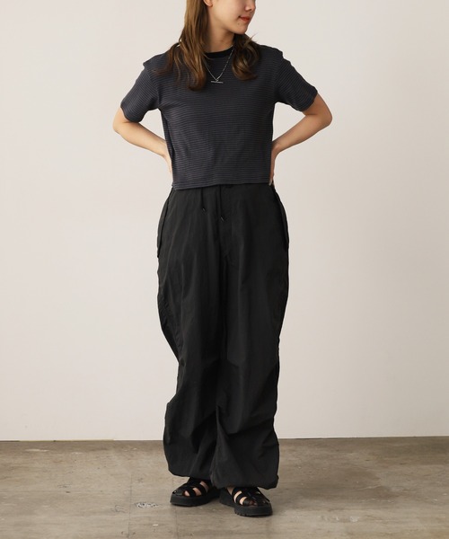 MILLER（ミラー）の「R.P.miller/ミラー Panel ribed cropped T-Shirt クロップド 半袖Tシャツ トップス レディース 秋 秋服 2026年秋冬（Tシャツ/カットソー・レディース・イエロー/ホワイト×ブルー/グレー/ブラック/ミント・FREE）」の14枚目の写真
