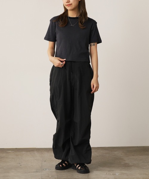 MILLER（ミラー）の「R.P.miller/ミラー Panel ribed cropped T-Shirt クロップド 半袖Tシャツ トップス レディース 秋 秋服 2026年秋冬（Tシャツ/カットソー・レディース・イエロー/ホワイト×ブルー/グレー/ブラック/ミント・FREE）」の15枚目の写真