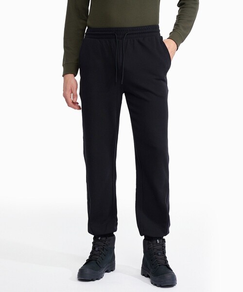 AIGLE(エーグル)の「UVカット スウェットパンツ(スウェットパンツ・メンズ・ブラック・38/40/42/44)」の1枚目の写真