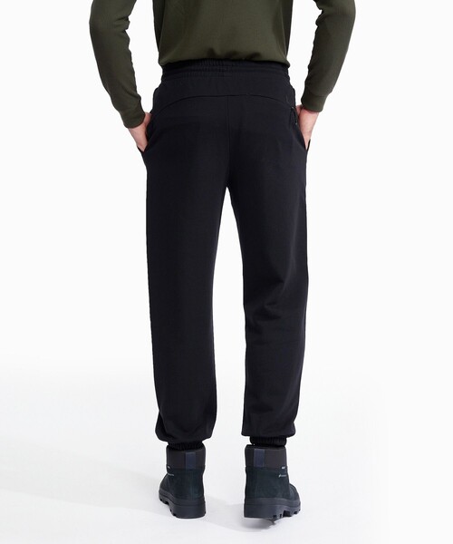 AIGLE(エーグル)の「UVカット スウェットパンツ(スウェットパンツ・メンズ・ブラック・38/40/42/44)」の3枚目の写真