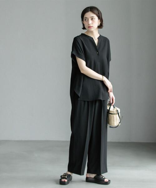 OPAQUE.CLIP（オペークドットクリップ）の「《6色展開/丈が選べる》美脚イージーワイドパンツ/セットアップ対応【ストレッチ/洗濯機洗い可/防シワ】（その他パンツ・レディース・ブラック/ライトベージュ/ダークブラウン/グリーン系その他5/ブルー系その他/ベージュ系7・36/38/40/01/02/42/03/34）」の7枚目の写真