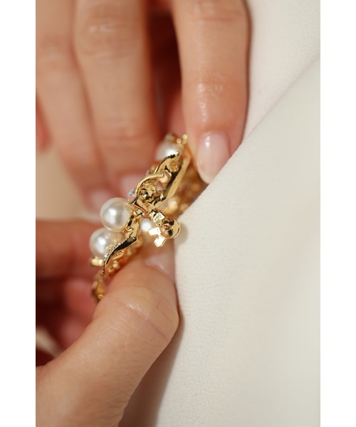 cawaii（カワイイ）の「オーロラビジューとパール艶めくリースブローチ（ブローチ/コサージュ・レディース・ゴールド・FREE）」の10枚目の写真