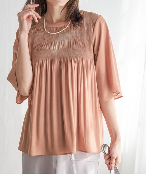 ikka（イッカ）の「マジョリカ3段プリーツブラウス（シャツ/ブラウス・レディース・オフホワイト/ブラック/ライトグレー/オレンジ/ミント/ネイビー・M/L/S）」の6枚目の写真