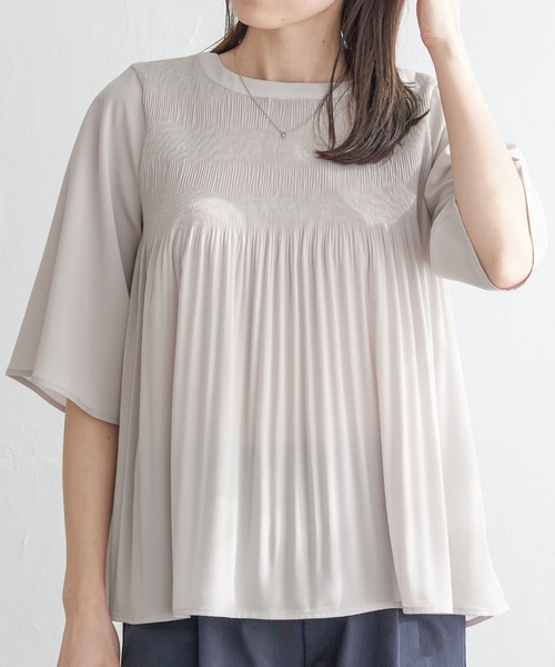 ikka（イッカ）の「マジョリカ3段プリーツブラウス（シャツ/ブラウス・レディース・オフホワイト/ブラック/ライトグレー/オレンジ/ミント/ネイビー・M/L/S）」の3枚目の写真