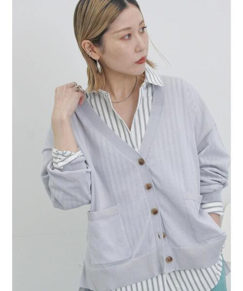 Samansa Mos2 blue(サマンサモスモスブルー)の「マルチスタイルVネックカーディガン(カーディガン/ボレロ・レディース・シルバーグレー/ブルー/チャコールグレー/ライトベージュ/イエロー/オレンジ/グレー・M/L)」の4枚目の写真