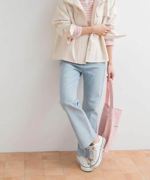 URBAN RESEARCH DOORS（アーバンリサーチドアーズ）の「ストレッチフレアデニムパンツ（デニムパンツ・レディース・インディゴブルー/ライトインディゴブルー・SMALL/MEDIUM）」の15枚目の写真