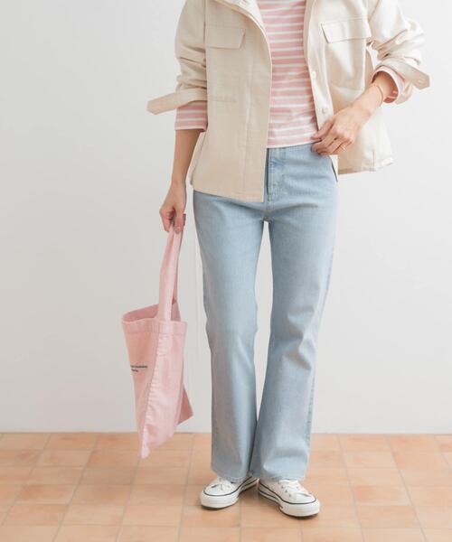 URBAN RESEARCH DOORS（アーバンリサーチドアーズ）の「ストレッチフレアデニムパンツ（デニムパンツ・レディース・インディゴブルー/ライトインディゴブルー・SMALL/MEDIUM）」の16枚目の写真