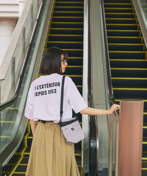 AIGLE（エーグル）の「【EC限定】AIGLE オーバーサイズバックプリントロゴ 半袖Tシャツ（Tシャツ/カットソー・メンズ・ホワイト/ブラック/ダークグリーン/グレー・XL/XS/XXS/S/M/L）」の18枚目の写真