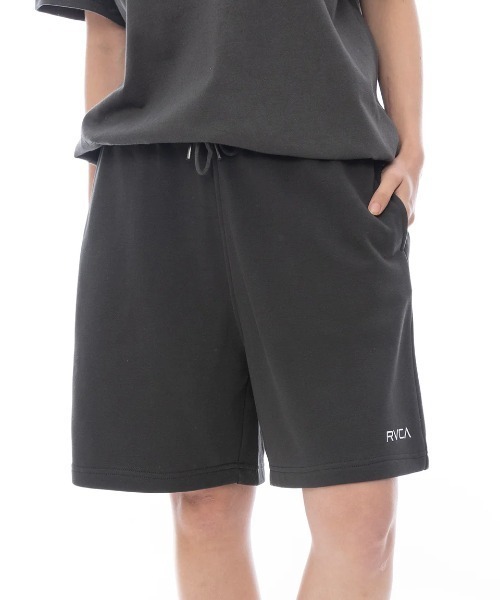 RVCA(ルーカ)の「RVCA レディース RVCA SPORT SWEAT SHORTS ショートパンツ 【2025年春夏モデル】/ルーカセットアップ対応スウェットショートパンツ(その他パンツ・レディース・ホワイト/ブラック/カーキ・MEDIUM/SMALL)」の2枚目の写真