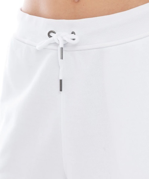 RVCA(ルーカ)の「RVCA レディース RVCA SPORT SWEAT SHORTS ショートパンツ 【2025年春夏モデル】/ルーカセットアップ対応スウェットショートパンツ(その他パンツ・レディース・ホワイト/ブラック/カーキ・MEDIUM/SMALL)」の10枚目の写真